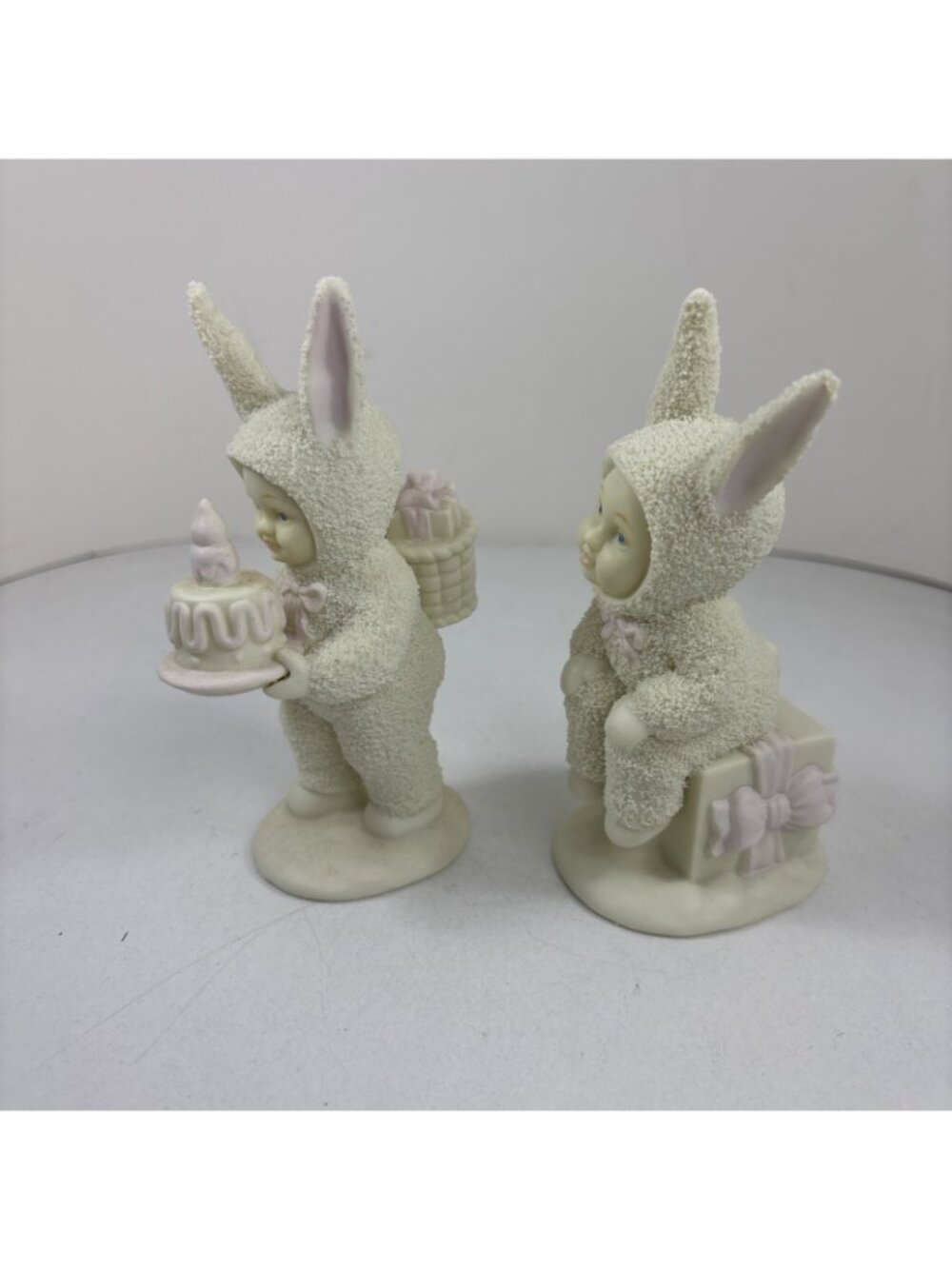 Dept 56 Springtime Stories Of The Snowbunnies Happy Birthday To You - Picture 2 of 6
